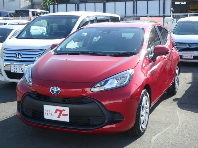 TOYOTA Aqua X 2021 Red