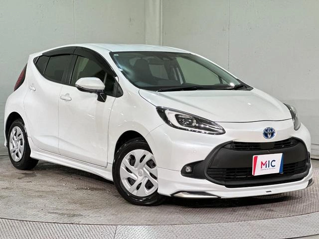 TOYOTA Aqua X 2021 White