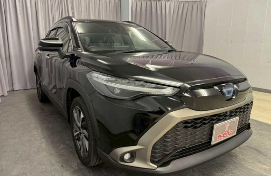 COROLLA CROSS 2021 BLACK COLOR - image 1