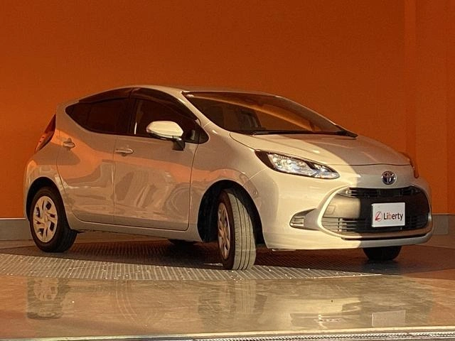 TOYOTA AQUA G 2021 BEIGE WHITE