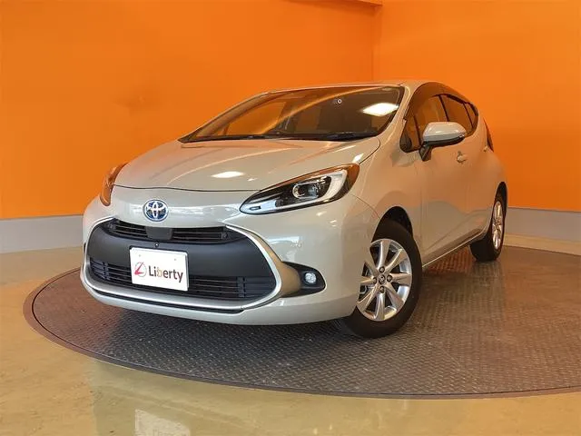 TOYOTA AQUA G 2021 BEIGE