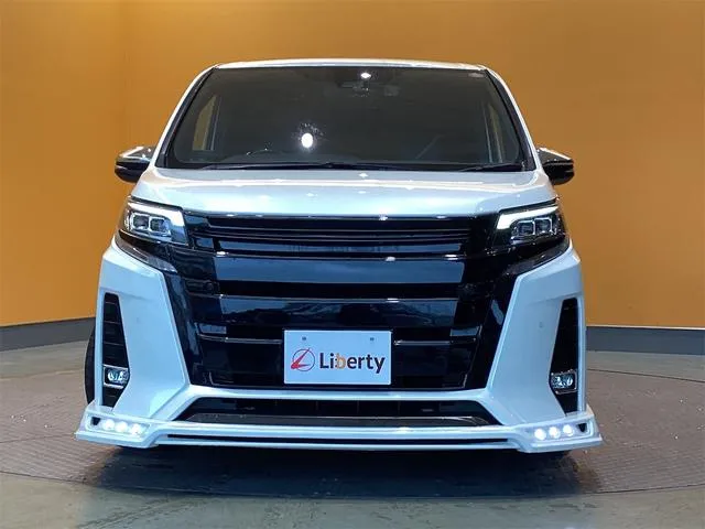 TOYOTA NOAH SI WXB HYBRID 2022 WHITE