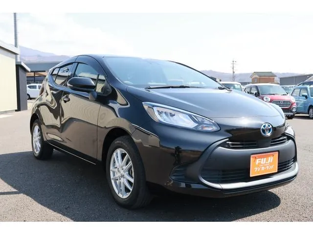 TOYOTA AQUA X 2022 BLACK