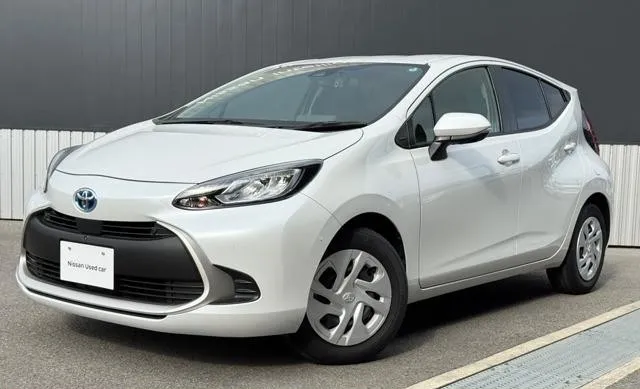 TOYOTA AQUA G 2022 WHITE