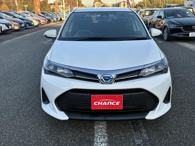 Corolla fielder hybrid ex 2022 white colour - image 1