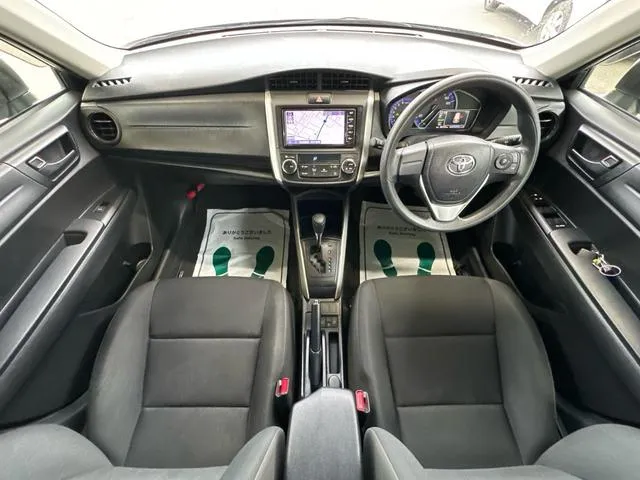 Corolla fielder hybrid ex 2022 silver colour - image 2