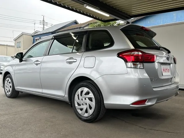 Corolla fielder hybrid ex 2022 silver colour - image 7