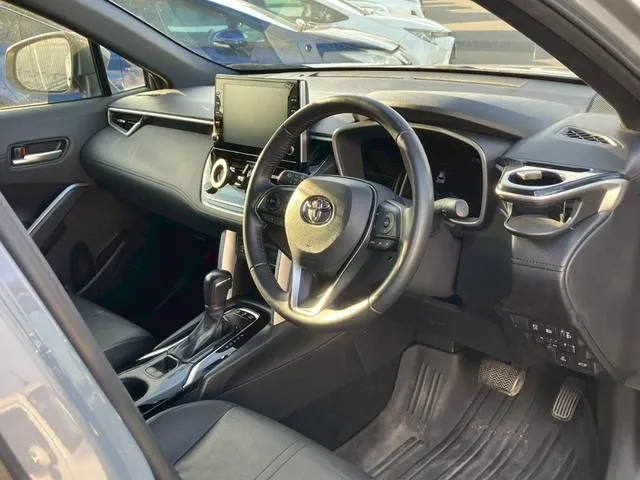 COROLLA CROSS HYBRID-Z GRAY - image 5