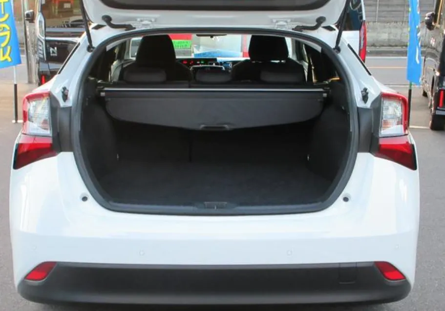 TOYOTA PRIUS 2022 S PACKAGE WHITE - image 2