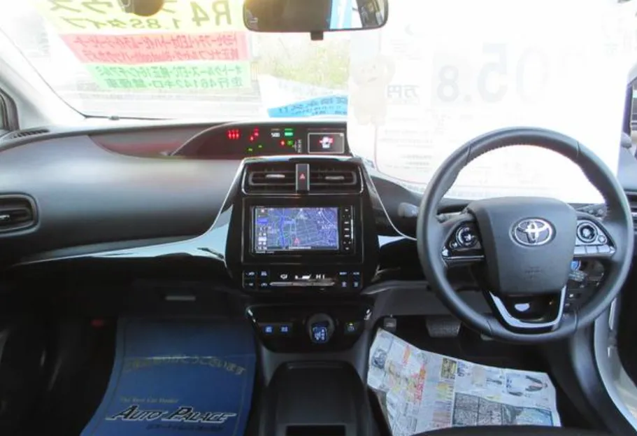 TOYOTA PRIUS 2022 S PACKAGE WHITE - image 3