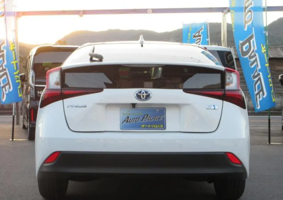 TOYOTA PRIUS 2022 S PACKAGE WHITE - image 11