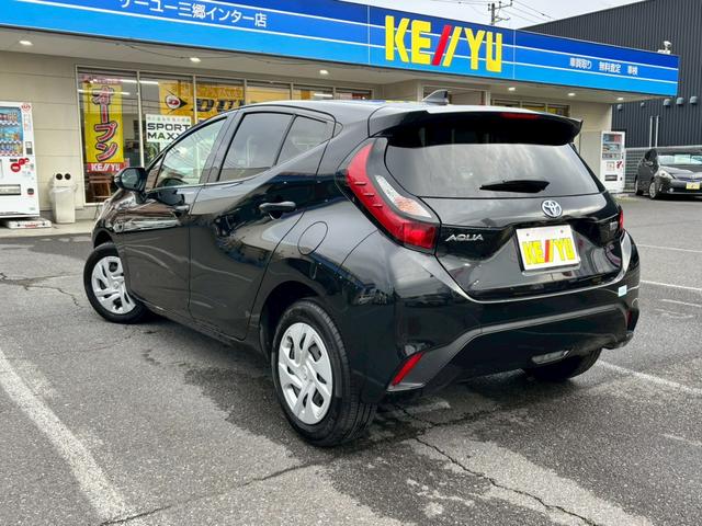 TOYOTA AQUA X BLACK - image 8