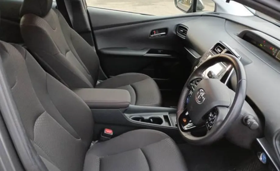 TOYOTA PRIUS 2022 S PACKAGE GRAY - image 5