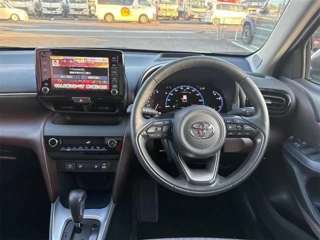 YARIS CROSS Z 2021 PEARL WHITE - image 2