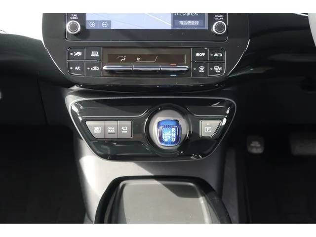 TOYOTA PRIUS A PREMIUM 2021 RED COLOR - image 4