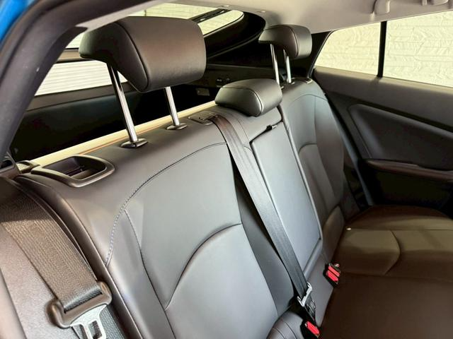 TOYOTA PRIUS A TOURING SELECTION BLUE M - image 5