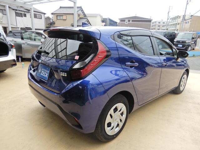 TOYOTA AQUA G NAVY M - image 10