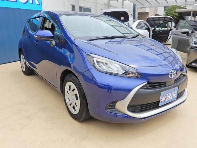 TOYOTA AQUA G NAVY M - image 9
