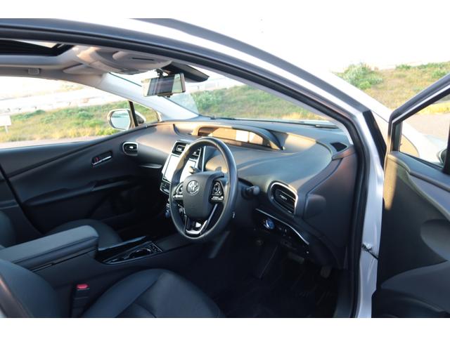 TOYOTA PRIUS A PREMIUM SILVER - image 8