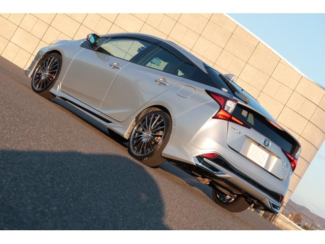 TOYOTA PRIUS A PREMIUM SILVER - image 4