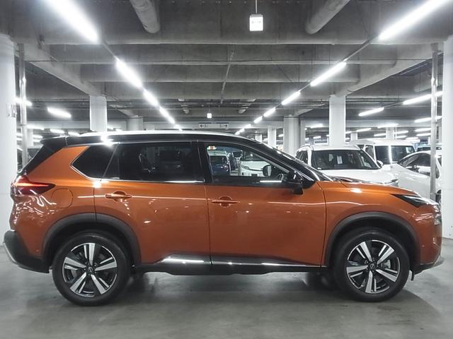 X-TRAIL G E-4ORCE ORANGE - image 6
