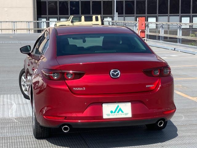 Mazda 3 2021 RED - image 7