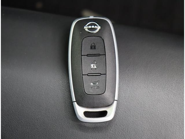 X-TRAIL G E-4ORCE BLUE - image 9