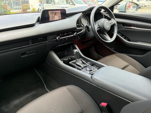 MAZDA3 SEDAN 15S TOURING 2021 silver colour - image 2