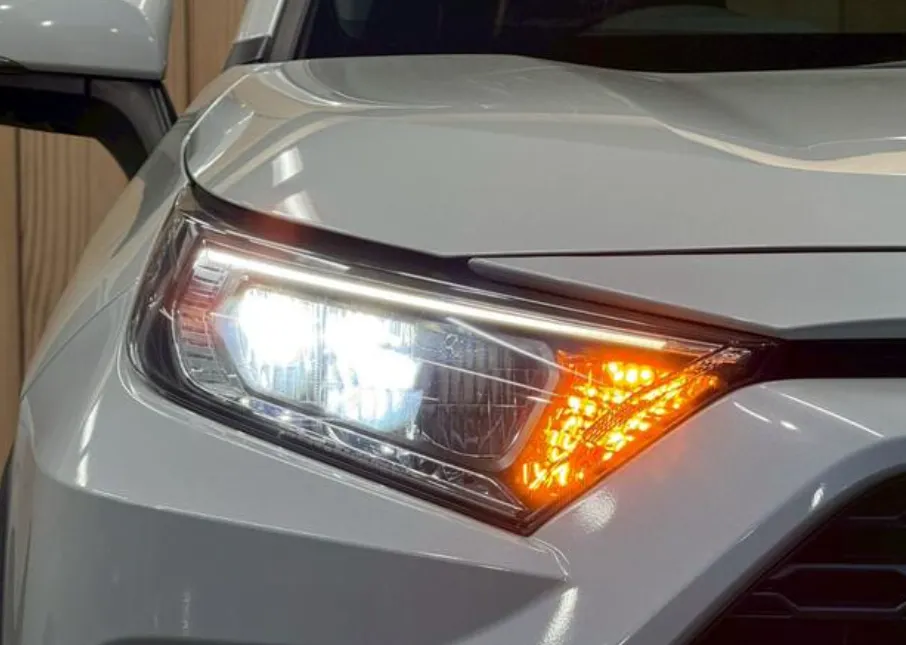 RAV-4 2022 PEARL HYBRID - image 5
