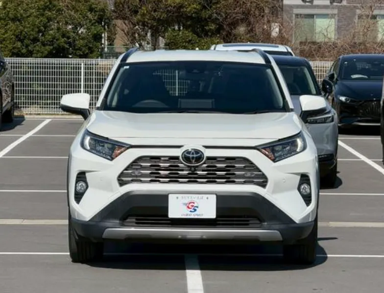 RAV-4 2022 PEARL HYBRID - image 12