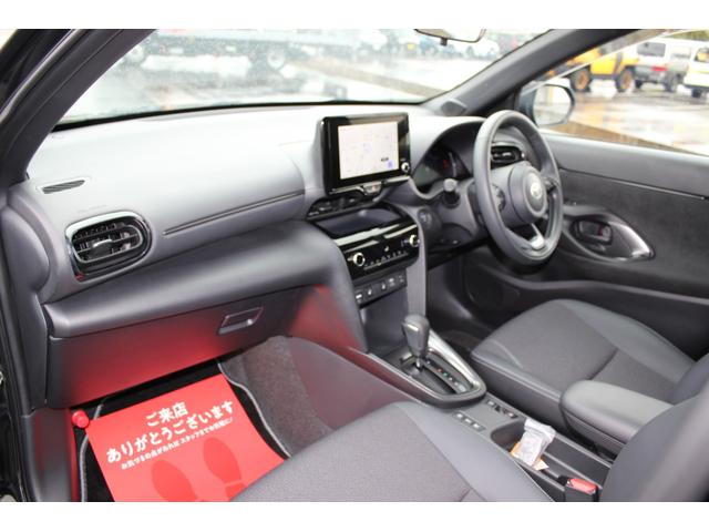Yaris cross 2021 Z Black - image 7
