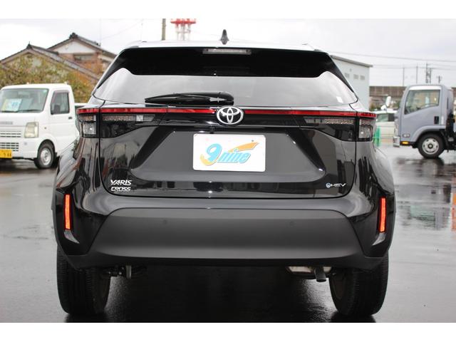 Yaris cross 2021 Z Black - image 12