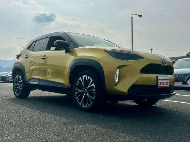 Yaris cross 2021 Z  Gold - image 1