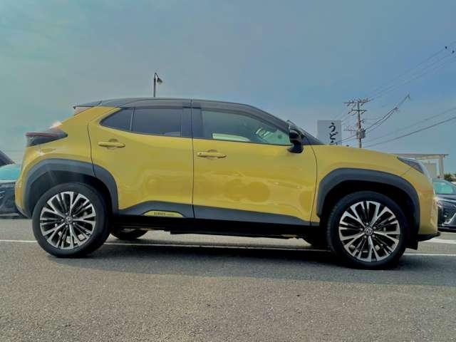 Yaris cross 2021 Z  Gold - image 2