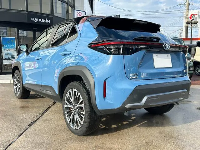 YARIS CROSS HYBRID Z ADVENTURE BLUE - image 7