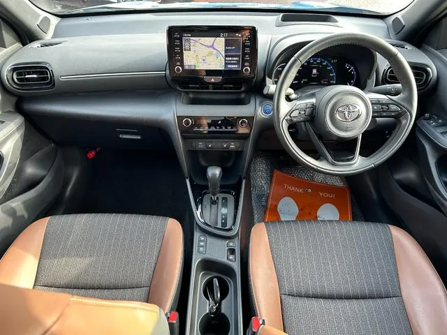 YARIS CROSS HYBRID Z ADVENTURE BLUE - image 9