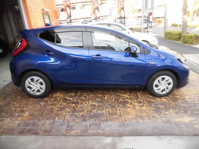 TOYOTA AQUA 2022 G NAVY - image 10