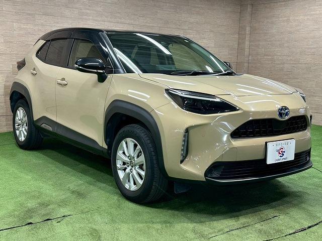 COROLLA YARIS CROSS BEIGE Z 2021 - image 2