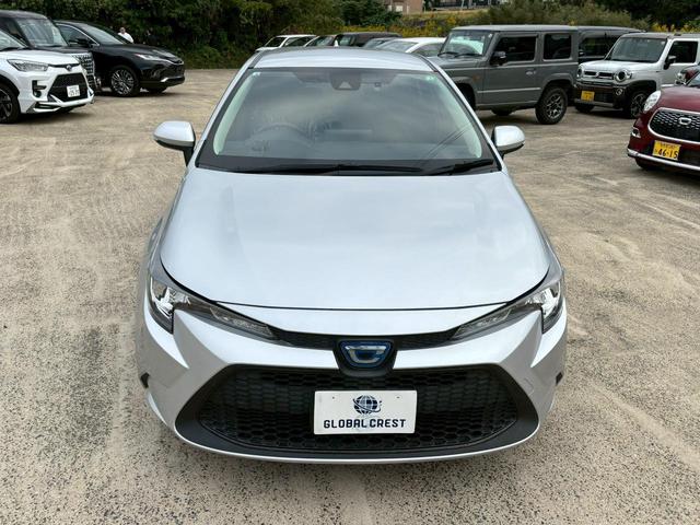 COROLLA TOURING HYBRID S SILVER COLOUR 2022 - image 1