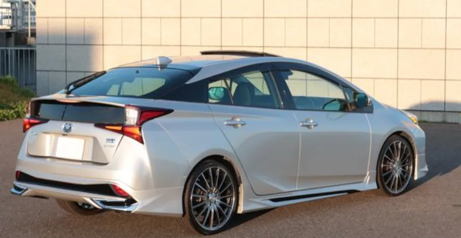 PRIUS 2021 A PREMIUM SILVER - image 6