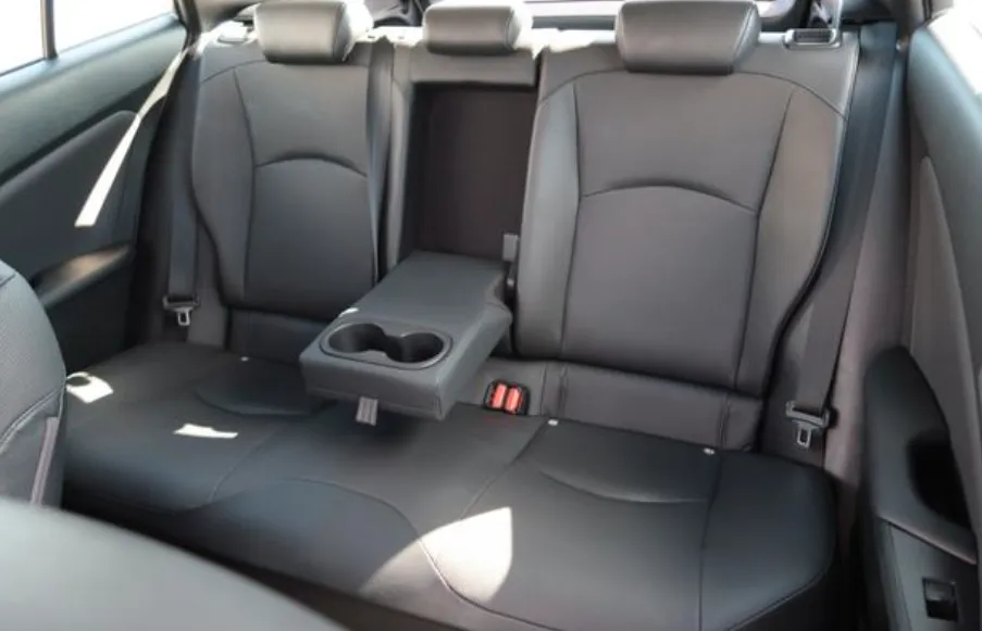 TOYOTA PRIUS 2021 A PREMIUM PEARL - image 9