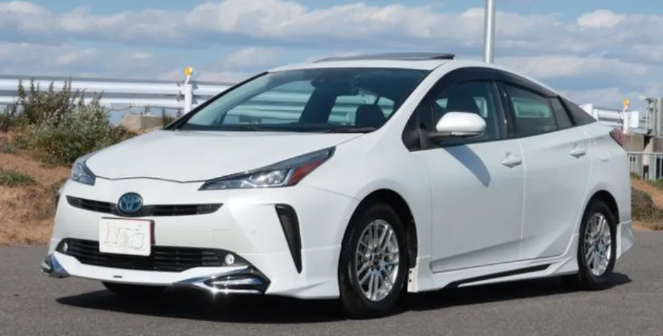 TOYOTA PRIUS 2021 A PREMIUM PEARL - image 14