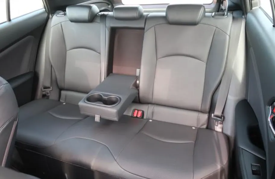 TOYOTA PRIUS 2021 A PREMIUM RED - image 10