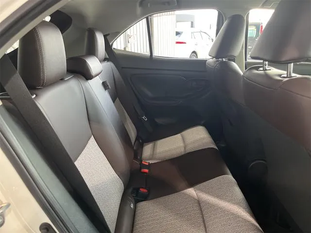YARIS CROSS Z 2022 PEARL - image 5