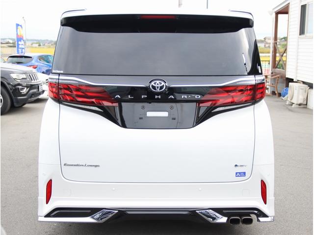 Alphard 2023 Hybrid Executive Lounge  Pearl - image 4