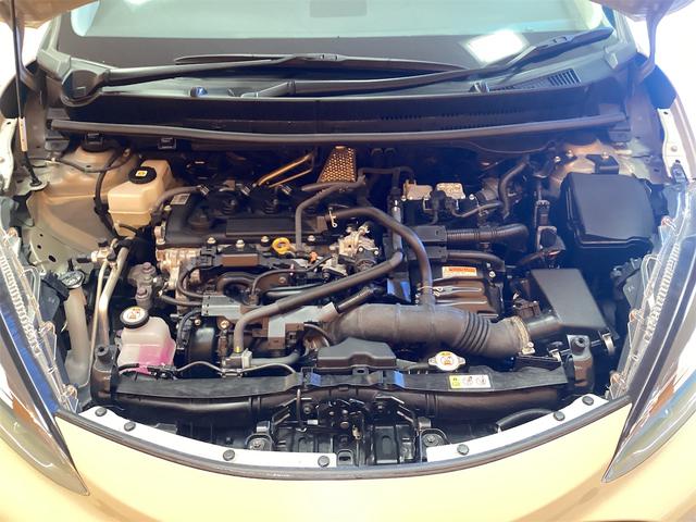 TOYOTA AQUA Z 2023 SILVER - image 6