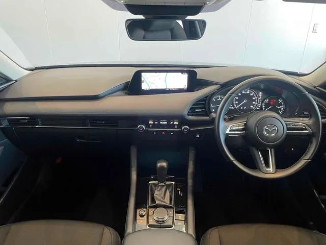MAZDA3 SEDAN 15S TOURING Black 2022 - image 2