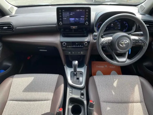 YARIS CROSS Z 2022 BLACK - image 2