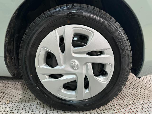 TOYOTA AQUA X-2024 GREEN GRAY - image 2