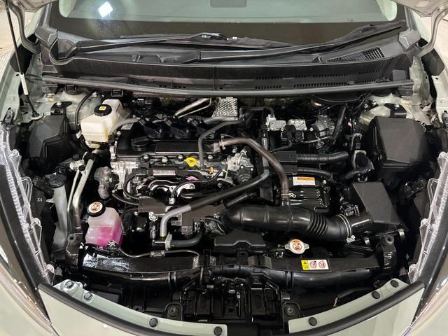 TOYOTA AQUA X-2024 GREEN GRAY - image 6